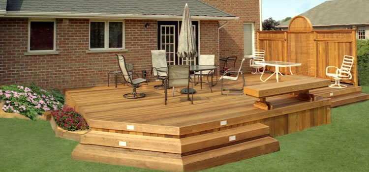 Cedar Composite Decking in Hermosa Beach, CA